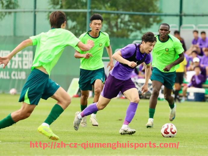 球盟会官网-世俱杯比赛球员体能消耗趋势及其对赛场表现的深度影响